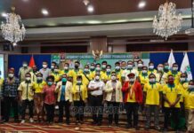 Tutup Konferensi Pemuda Katolik, Gubernur Papua Barat Ingatkan Kualitas Iman Tutup Konferensi Pemuda Katolik, Gubernur Papua Barat Ingatkan Kualitas Iman