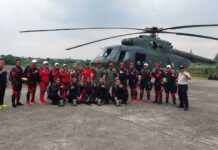 15 Atlet Terjun Payung Papua Barat Optimis Bisa Raih Juara Umum 15 Atlet Terjun Payung Papua Barat Optimis Bisa Raih Juara Umum