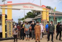 Bupati Kaimana Bawa Menparekraf ke Kampung Wisata Namatota Bupati Kaimana Bawa Menparekraf ke Kampung Wisata Namatota