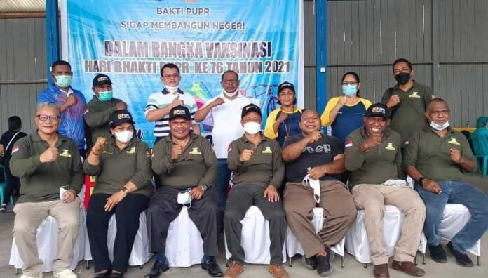 Vaksinasi Massal Covid-19 Dinas PUPR Papua Barat Lampaui Dua Kali Lipat Target