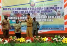 72 UKM dan 5 Koperasi Kaimana Dapat Bantuan Modal Usaha 72 UKM dan 5 Koperasi Kaimana Dapat Bantuan Modal Usaha