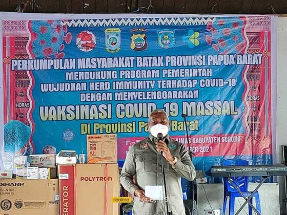 Horas, Gubernur Papua Barat Apresiasi Vaksinasi Massal Perkumpulan Masyarakat Batak