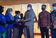 1750 Warga Fakfak Terima Tangan Kasih, 11580 Bapok 1750 Warga Fakfak Terima Tangan Kasih, 11580 Bapok