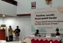 Kadis P3A Kaimana Ingatkan Pers Soal Kesetaraan Gender Kadis P3A Kaimana Ingatkan Pers Soal Kesetaraan Gender