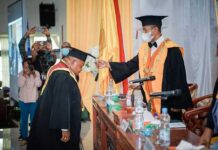 Wisuda S2 ASN Papua Barat, Rektor Uncen Ingatkan Konsekuensi Revolusi Industri 4.0 Wisuda S2 ASN Papua Barat, Rektor Uncen Ingatkan Konsekuensi Revolusi Industri 4.0