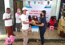 PMI Papua Barat Ajak Warga Donor Darah Peringati Hari Relawan Sedunia dan Nasional PMI Papua Barat Ajak Warga Donor Darah Peringati Hari Relawan Sedunia dan Nasional