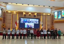Serahkan DIPA TKDD 2022 Gubernur Papua Barat Ingatkan Ini Serahkan DIPA TKDD 2022 Gubernur Papua Barat Ingatkan Ini