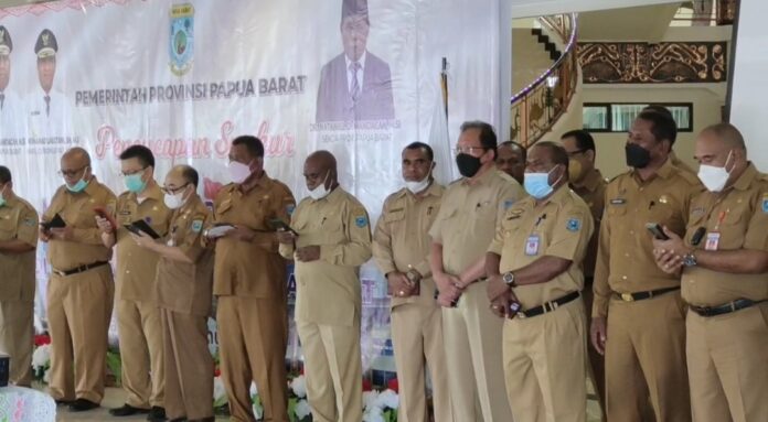 Pemprov Papua Barat Awali Kerja 2022 Dengan Ibadah