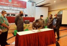 Pemprov dan DPRP Papua Barat Setujui Ranperda Revisi RTRW Pemprov dan DPRP Papua Barat Setujui Ranperda Revisi RTRW