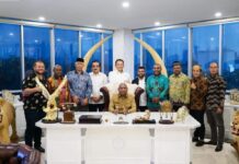 Perpanjangan Masa Jabatan Gubernur Papua Barat Berkumandang Keras di Pusat Perpanjangan Masa Jabatan Gubernur Papua Barat Berkumandang Keras di Pusat