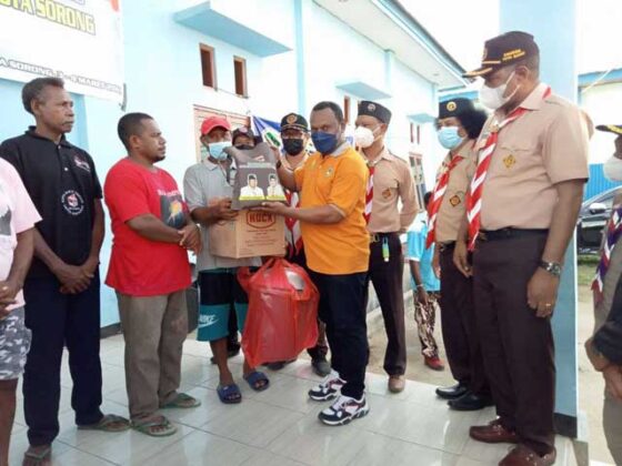 Pramuka Papua Barat Salurkan Bantuan Korban Bencana Kota Sorong