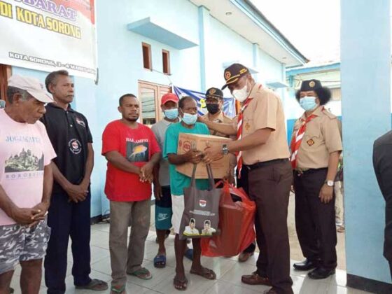 Pramuka Papua Barat Salurkan Bantuan Korban Bencana Kota Sorong