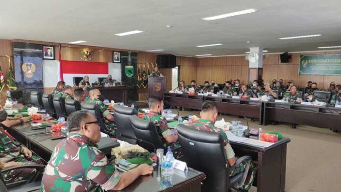 Pangdam XVIII Kasuari Ingatkan Selalu Bekerja Dengan Hati
