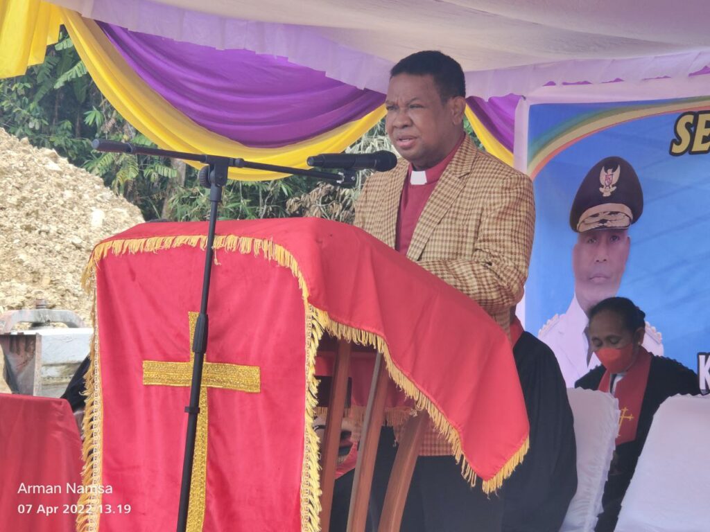 Peresmian Kantor GKI Fakfak, Gubernur Tepati Janji, Ketua Sinode GKI Ingatkan Adaptasi Teknologi