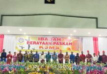 Gubernur Papua Barat Hadiri Paskah K3 Maesa Sorong Gubernur Papua Barat Hadiri Paskah K3 Maesa Sorong