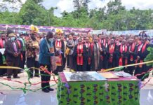 Gubernur Papua Barat Resmikan Gedung Bakal Klasis GKI Sawiat Gubernur Papua Barat Resmikan Gedung Bakal Klasis GKI Sawiat