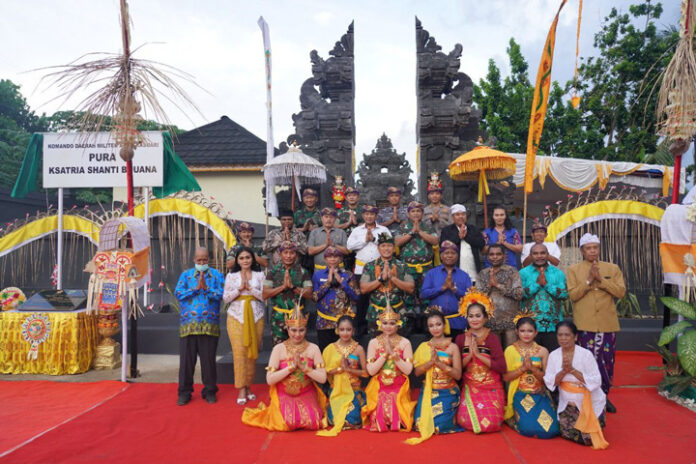 Pangkogabwilhan III Resmikan Pura Ksatria Shanti Bhuana Kodam XVIII/Kasuari