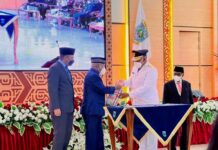 Sertijab, Penjabat Gubernur Papua Barat Minta Dukungan Semua Pihak Sertijab, Penjabat Gubernur Papua Barat Minta Dukungan Semua Pihak