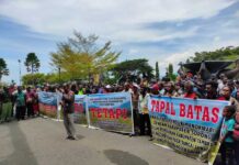 Penjabat Gubernur Papua Barat Bangun Komunikasi Masalah 4 Distrik Tambrauw dan Manokwari Penjabat Gubernur Papua Barat Bangun Komunikasi Masalah 4 Distrik Tambrauw dan Manokwari