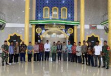 Ketua DMI Papua Barat Resmikan Masjid Babussalam Manokwari Ketua DMI Papua Barat Resmikan Masjid Babussalam Manokwari