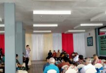 Bupati Kaimana Harap Ada Sail Triton, Serahkan Master Plan Pengembangan Pariwisata ke Wapres Bupati Kaimana Harap Ada Sail Triton, Serahkan Master Plan Pengembangan Pariwisata ke Wapres