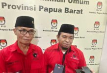 Masukkan Daftar Bacaleg, PDIP Papua Barat Target Kursi Tambah 100 Persen Masukkan Daftar Bacaleg, PDIP Papua Barat Target Kursi Tambah 100 Persen