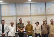 Bupati Kaimana Follow Up Realisasi Usulan Program di Kementerian Kesehatan Bupati Kaimana Follow Up Realisasi Usulan Program di Kementerian Kesehatan