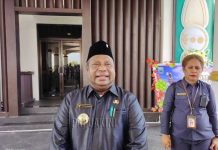 Bupati Manokwari Selatan Kutip Ucapan Gubernur Pertama di HUT 24 Papua Barat Bupati Manokwari Selatan Kutip Ucapan Gubernur Pertama di HUT 24 Papua Barat