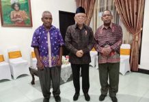 Ketua Dewan Adat Papua Wilayah III Domberai: Tak Masalah Penjabat Gubernur Non OAP, Yang Penting Kerja Untuk Masyarakat Papua Barat Ketua Dewan Adat Papua Wilayah III Domberai: Tak Masalah Penjabat Gubernur Non OAP, Yang Penting Kerja Untuk Masyarakat Papua Barat