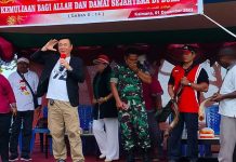 Buka Parade Natal, Bupati Kaimana Ingatkan Pentingnya Toleransi Buka Parade Natal, Bupati Kaimana Ingatkan Pentingnya Toleransi