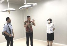 Bupati Kaimana Kunjungi Ruang Operasi RSUD Kaimana Bupati Kaimana Kunjungi Ruang Operasi RSUD Kaimana