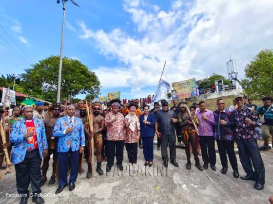 Dapat Bantuan 5,3 M, Perayaan HUT ke 169 PI di Tanah Papua Lancar