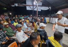 Alfons Manibui Terima Kasih pada Warga Teluk Bintuni, Menang Tanpa Politik Uang Alfons Manibui Terima Kasih pada Warga Teluk Bintuni, Menang Tanpa Politik Uang