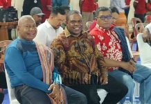 Dominggus Mandacan: Perlu Ada Penelitian Kain Timur Jadi Mas Kawin Banyak Suku di Tanah Papua Dominggus Mandacan: Perlu Ada Penelitian Kain Timur Jadi Mas Kawin Banyak Suku di Tanah Papua