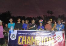 Dominggus Mandacan Hadiri Turnamen Soribo Berkarya Cup I Dominggus Mandacan Hadiri Turnamen Soribo Berkarya Cup I