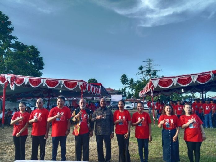 Dominggus Mandacan Lantik Relawan Petrus Makbon For Doamu 2 Periode