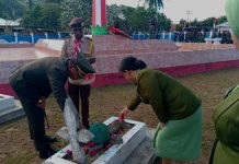 Peringati HUT ke-79 TNI, Dandim 1804 Kaimana Pimpin Ziarah di TMP Peringati HUT ke-79 TNI, Dandim 1804 Kaimana Pimpin Ziarah di TMP