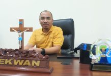 Isak Werfete Jadi Pengganti Sobar Somat Puarada di DPRD Kaimana Isak Werfete Jadi Pengganti Sobar Somat Puarada di DPRD Kaimana