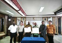 Pemprov Papua Barat Kerjasama Pemberdayaan Masyarakat Dengan Yayasan PMAK Pemprov Papua Barat Kerjasama Pemberdayaan Masyarakat Dengan Yayasan PMAK