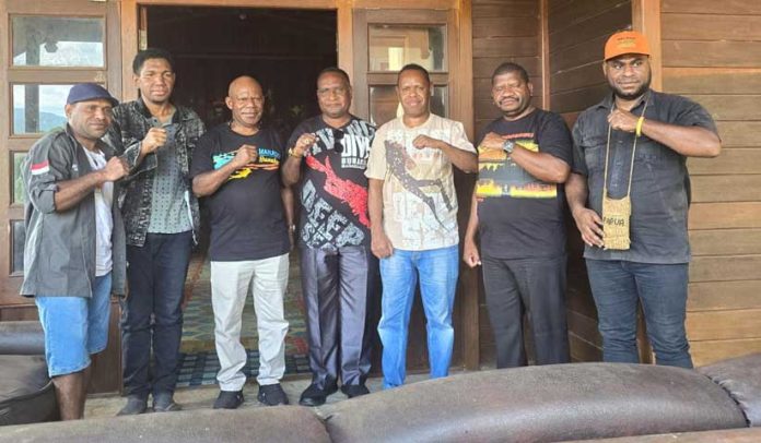 Bupati Pegunungan Arfak Tilik Asrama Mahasiswa di Minahasa Utara