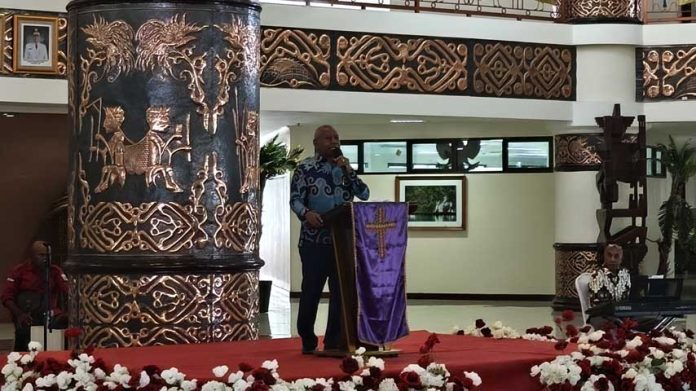 Gubernur Papua Barat Ingatkan ASN Kompak Layani Masyarakat