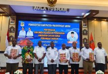 Serahkan DPPA, Bupati Pegunungan Arfak Ingatkan OPD Segera Lelang Pekerjaan Serahkan DPPA, Bupati Pegunungan Arfak Ingatkan OPD Segera Lelang Pekerjaan