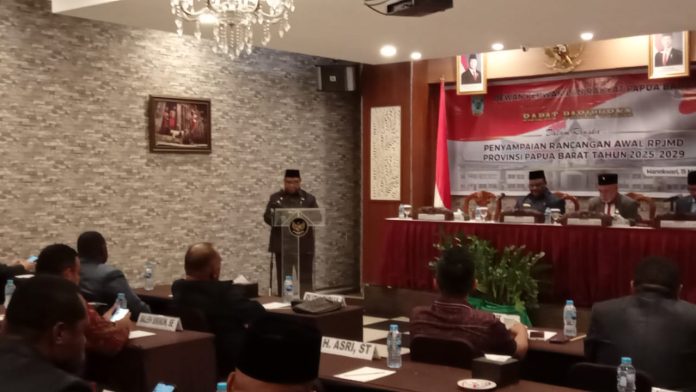 Pemprov Masukkan Rancangan Awal RPJMD 2025 - 2029 ke DPR Papua Barat
