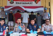 Polres Kaimana Tetapkan Lima Pendulang Emas Tersangka Polres Kaimana Tetapkan Lima Pendulang Emas Tersangka