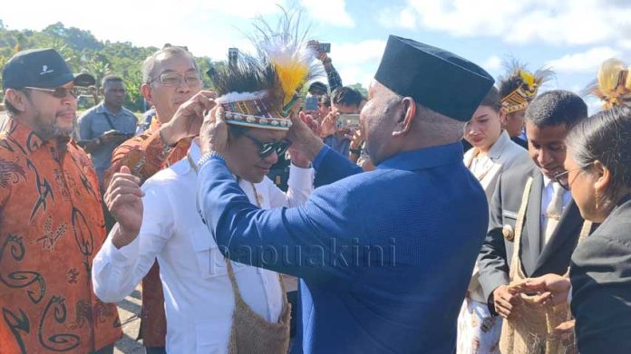 Kado HUT 22 Bintuni, Menteri ESDM Jamin Tambahan DBH Genting Oil Mulai Mengucur ke Bintuni 2027
