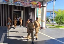 Buset, Ada Kabag di DPR Papua Barat Punya 5 Mobil Dinas, Gubernur Perintah Tarik Buset, Ada Kabag di DPR Papua Barat Punya 5 Mobil Dinas, Gubernur Perintah Tarik