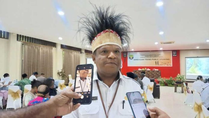 Bagian Prokopim Setda Kaimana Gelar Bimtek Public Speaking
