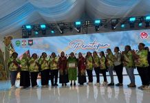 PKK dan Dekranasda Papua Barat Siap Jalankan Pesan Mendagri PKK dan Dekranasda Papua Barat Siap Jalankan Pesan Mendagri