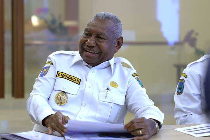 Gubernur Papua Barat Audiensi Menteri Kesehatan Terkait Pembangunan Rumah Sakit Vertikal
