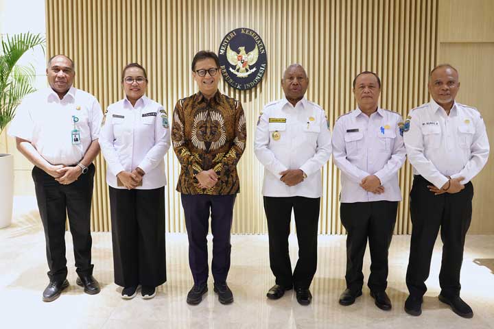 Gubernur Papua Barat Audiensi Menteri Kesehatan Terkait Pembangunan Rumah Sakit Vertikal